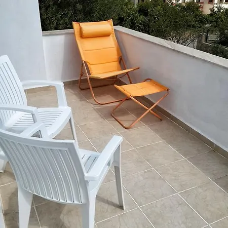 Semiz Apart Apartament